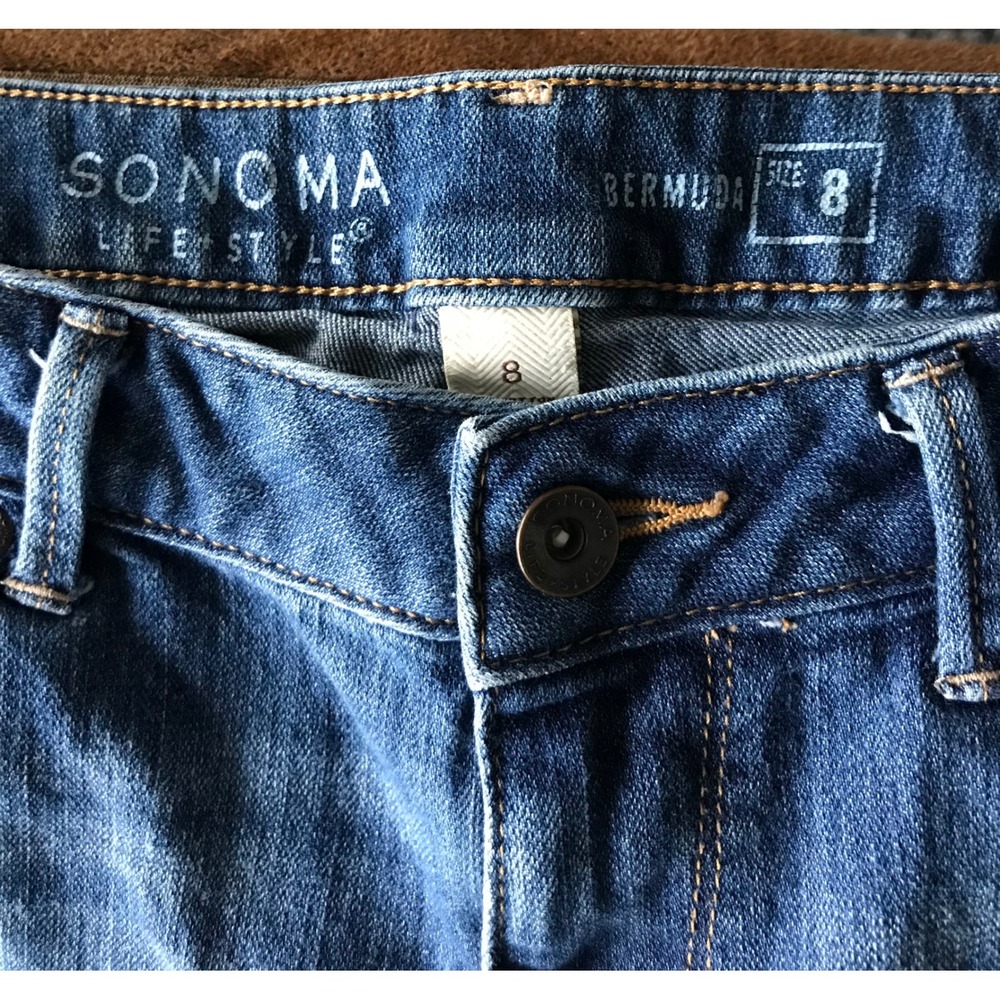Sonoma Goods for Life Womens Bermuda Denim Shorts Medium Wash Blue Size 8 - Picture 2 of 3